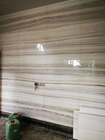 স্ট্রিপস মার্বেল স্টোন স্ল্যাব হালকা হলুদ ধূসর বাদামী কাঠের শিরা স্নো ভিয়েতনাম ক্রিস্টাল হোয়াইট
