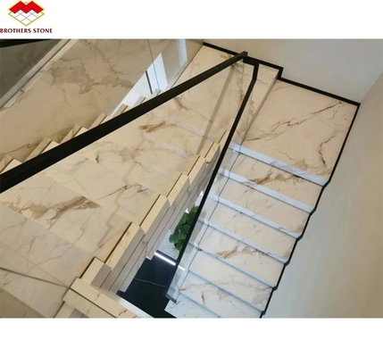 গ্লোসি এন্টি স্লিপ কৃত্রিম পাথর সিঁড়ি টাইলস ইনডোর সোজা সিঁড়ি আধুনিক নকশা