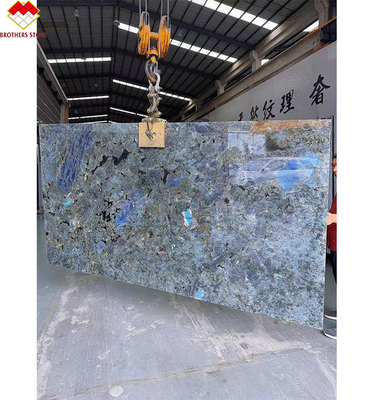 উজ্জ্বল ল্যাব্রাডরাইট নীল গ্রানাইট মাপ কাটা countertop এবং দ্বীপ টেবিল নকশা রয়েল ব্লু লুইস গ্রানাইট মূল্য
