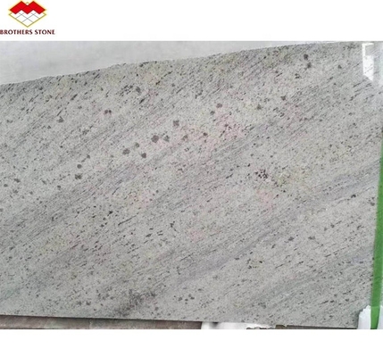 ২৭০০ কেজি/এম৩ গ্রানাইট স্ল্যাব আধুনিক ভারতীয় কাশ্মীর সাদা আবরণ প্রাকৃতিক পাথর মাপ অনুসারে কাটা