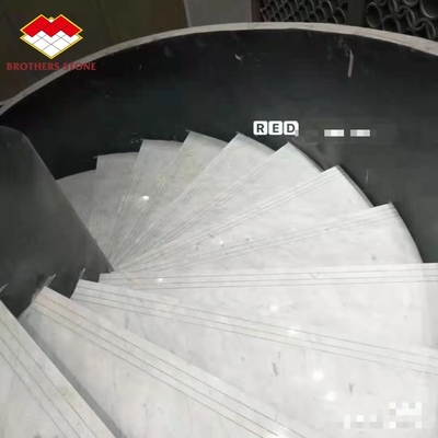 কাস্টমাইজড আকার ইউরোপীয় ডিজাইন অভ্যন্তর সাদা মার্বেল খোদাই করা সিঁড়ি treads এবং risers