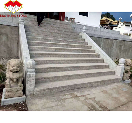 চীনা গ্রানাইট বিলাসবহুল বহিরঙ্গন সাদা গ্রানাইট মাপ কাটা ফ্ল্যাশ স্ল্যাবস মেঝে সিঁড়ি জন্য