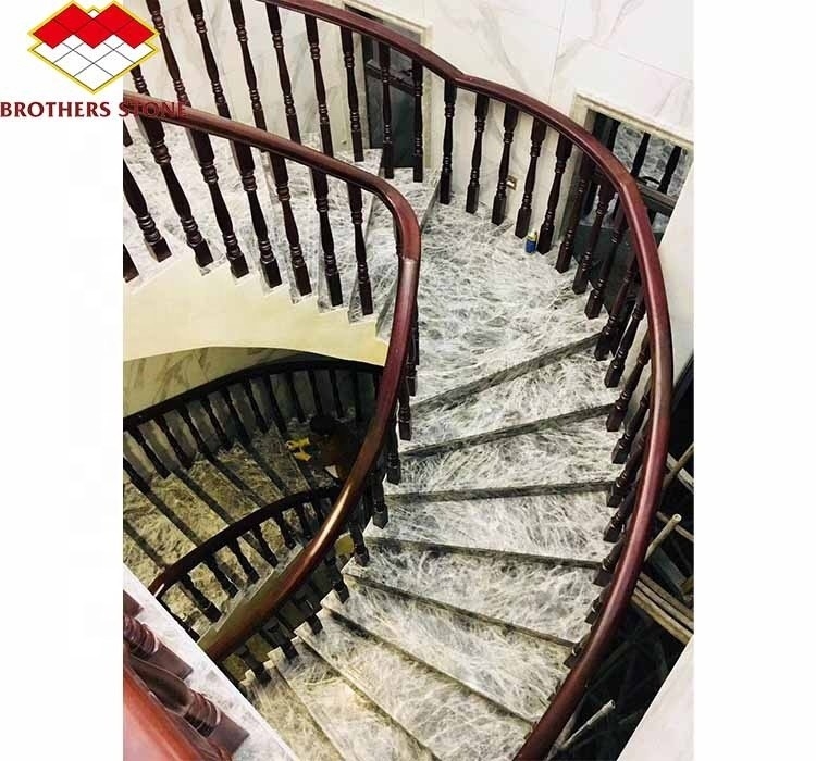 প্রাকৃতিক পাথর বড় স্ল্যাব কাটিয়া আকারের উপর হোনড পাথর স্ল্যাব আধুনিক মার্বেল ভিতরের ভিলার জন্য সিঁড়ি