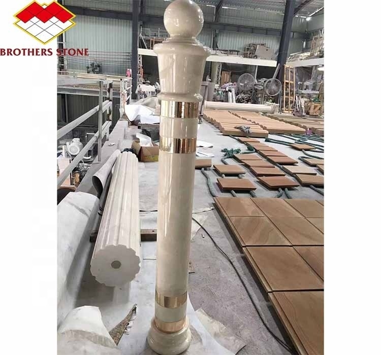 আধুনিক সাদা প্রাকৃতিক পাথর বর্গক্ষেত্র স্তম্ভ হাউস আপগ্রেডের জন্য পোলিশ স্তম্ভ